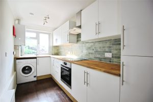 Northcourt Avenue, Reading, Berkshire, RG2 7HQ