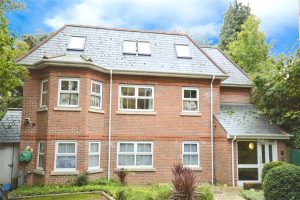 Cox Hollow, Southcote Road, Reading, RG30 2LA