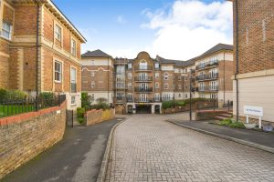 The Huntley, Carmelite Drive, Reading, RG30 2SB