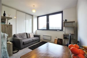 310 Kings Road, Reading, RG1 4FE