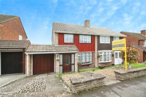 Tintern Crescent, Reading, RG1 6HB