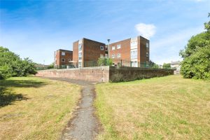 186 Hatford Road, Reading, RG30 3HR