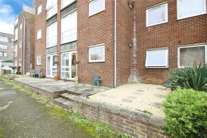 Belgravia Court, Bath Road, Reading, RG30 2BL