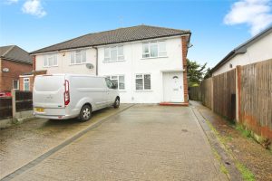 Romany Lane, Tilehurst, Reading, RG30 6AP