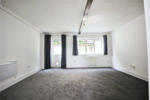 The Bungalow, Manor Farm Lane, Tidmarsh, RG8 8EX