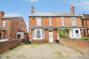 Waverley Road, Reading, RG30 2QB