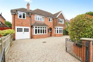 Aldbourne Avenue, Earley, Reading, RG6 7DB
