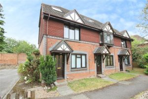 Rowe Court, Grovelands Road, Reading, Berkshire, RG30 2HY