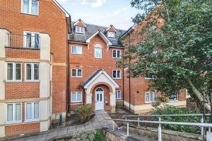 Connaught Road, Reading, RG30 2TZ