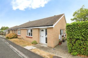 Condor Close, Tilehurst, Reading, RG31 6FD