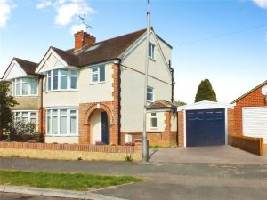 Milton Road, Earley, Reading, RG6 1EL